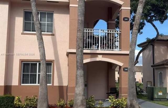 1251 SE 28th Ct - 1251 Southeast 28th Court, Homestead, FL 33035