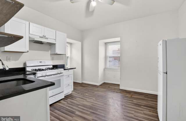 129 W SUSQUEHANNA Avenue unit: 3 photos photos