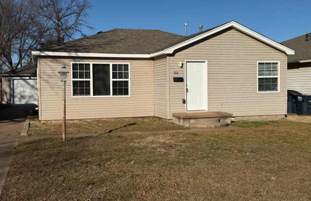 304 W. Chicago St. photos photos