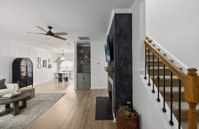 1123 Central Park Cir Gallery 2