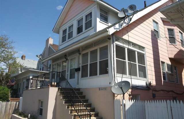 5 N Bartram Ave Gallery 1