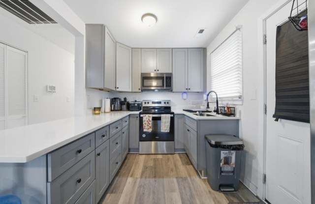 913 Dandridge Drive photos photos