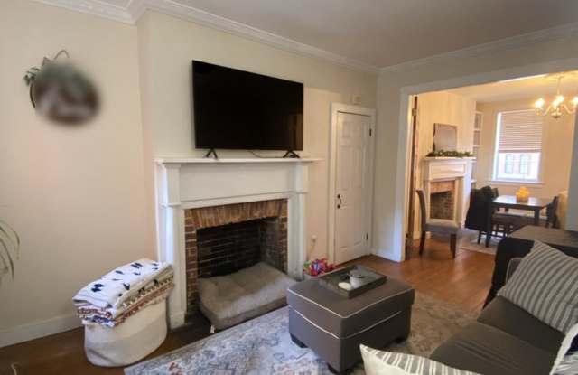 522 Bond St. - Charming 2 possible 3 bed, 1 ½ bath Townhouse in Fells Point photos photos