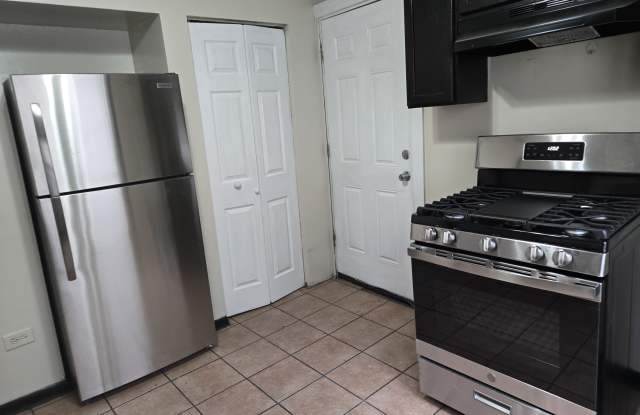 6329 S Loomis Blvd photos photos