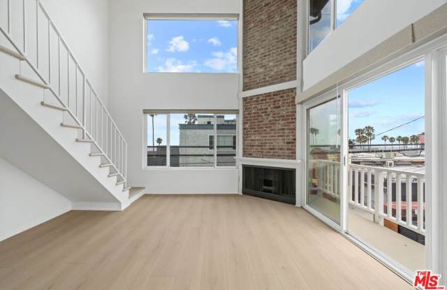 10 19th Ave photos photos