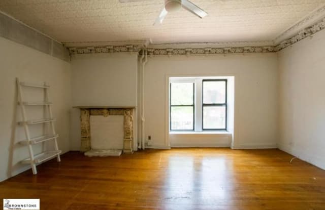 98 1st Place - 98 1st Place, Brooklyn, NY 11231