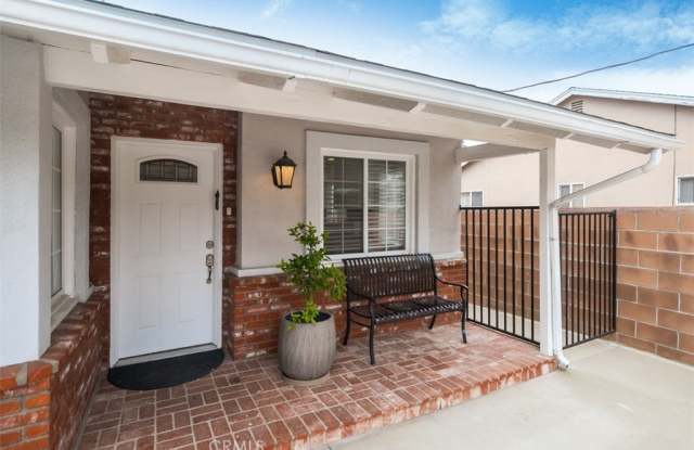 22831 Burbank Boulevard photos photos