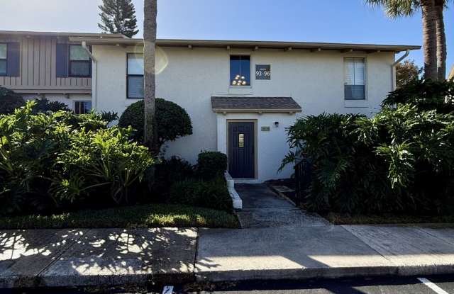Bright & Updated 1-Bed, 1-Bath Condo with Lake View! photos photos Bright & Updated 1-Bed, 1-Bath Condo with Lake View! photos photos