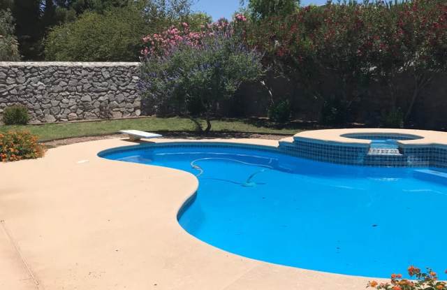 Beautiful Home with Pool and Hot Tub! photos photos