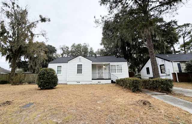 261 W 73rd St photos photos