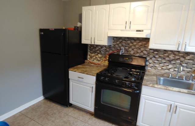 809 4TH STREET Gallery 3