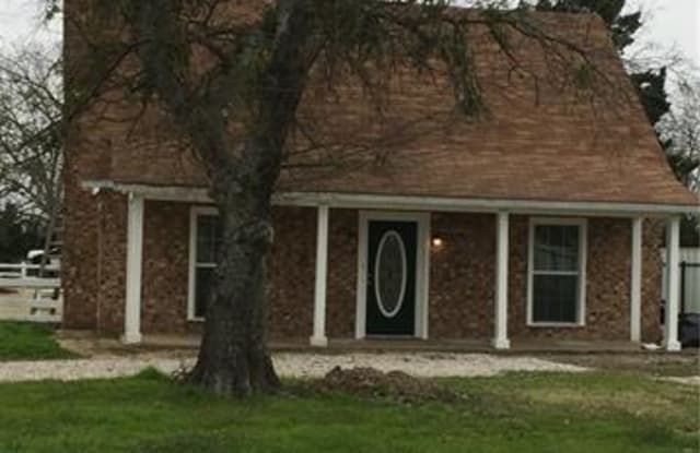 308 Old Pecan - 308 Old Pecan Rd, Bristol, TX 75119