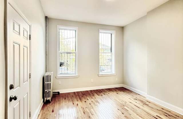 1072 Putnam Ave. photos photos