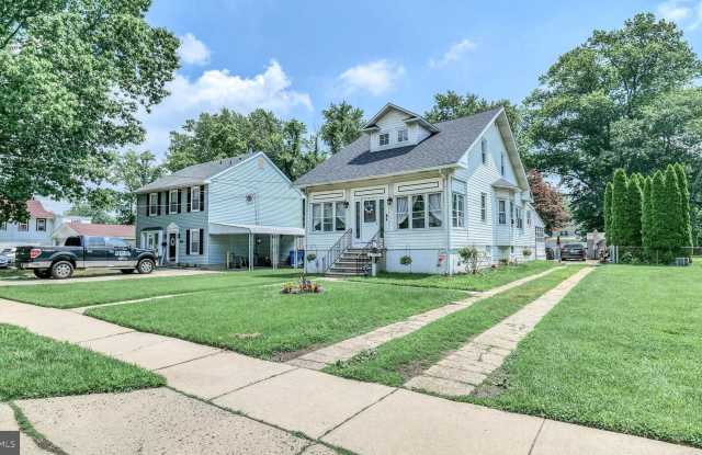 323 MONROE AVENUE photos photos
