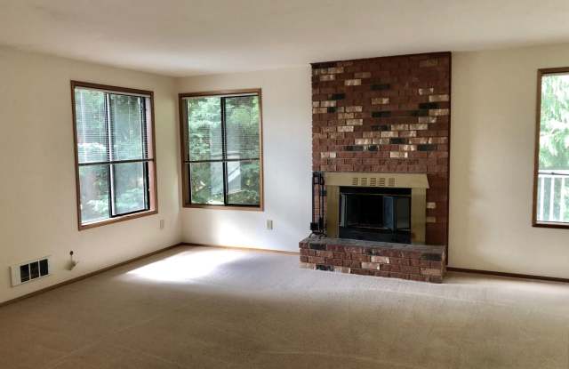 11321 Sand Point Way NE Gallery 2