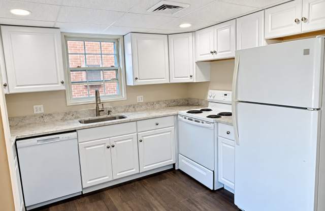 Welcome to 238 Mount Vernon Street — a spacious 3-bedroom, 1.5-bath apartment in Lawrence, Massachusetts. Gallery 3