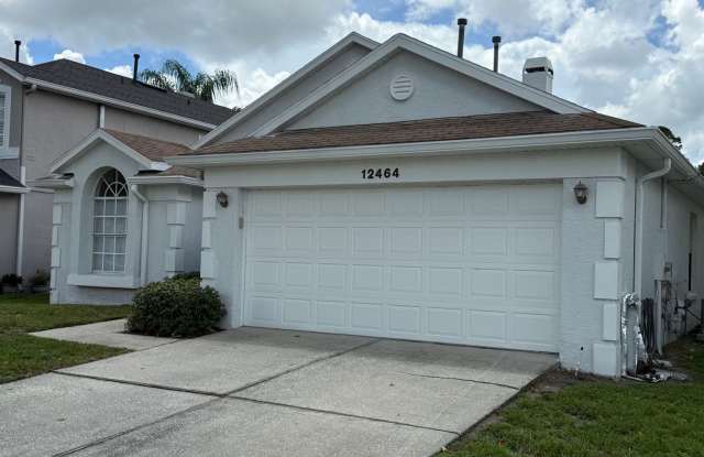 Large 3 Bedroom, 2 Bathroom Single Family Home Gallery 4