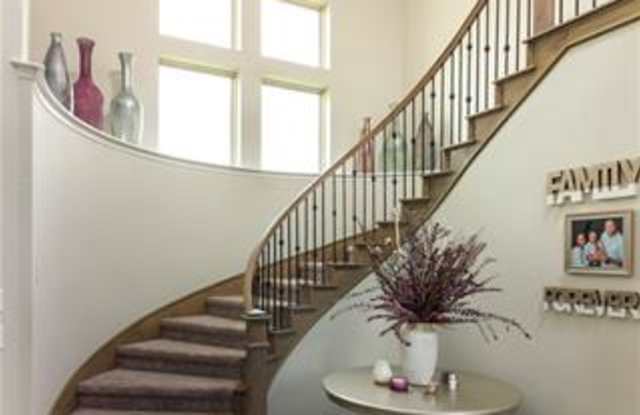 4416 Martha Avenue Gallery 2