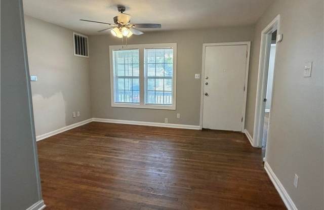 4809 Rogerson Drive Gallery 2