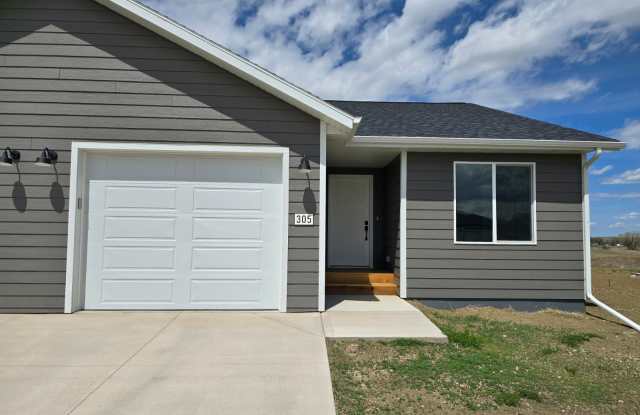 305 Northern Lights Blvd photos photos