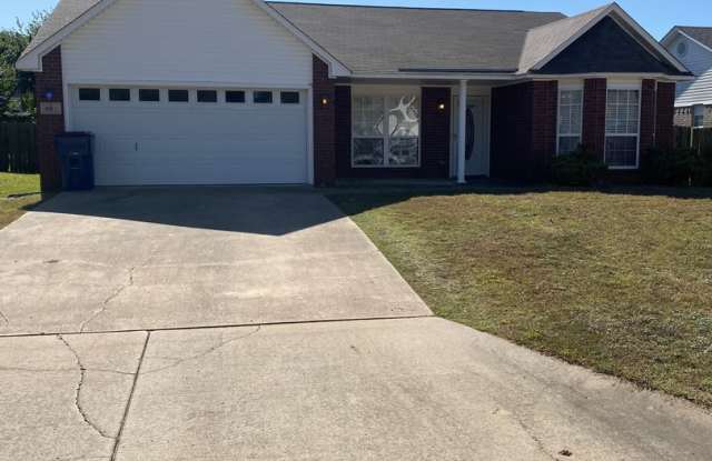 Gorgeous 3 Bed / 2 Bath Home in Fort Smith - 1433 sqft photos photos