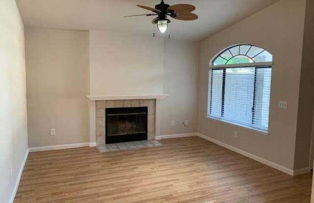 Great Antelope Home Located On a Court Gallery 4