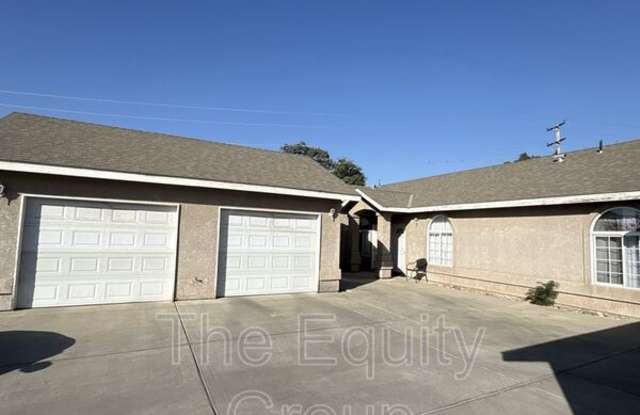 2913 South Sallee Ct Gallery 1