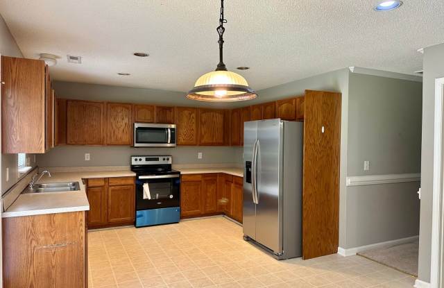 5 Bedroom, Long Term Rental - Summerville, SC Gallery 4