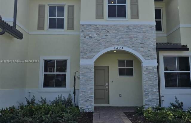 2624 SE 28 Drive - 2624 Southeast 28th Street, Homestead, FL 33035 2624 SE 28 Drive - 2624 Southeast 28th Street, Homestead, FL 33035