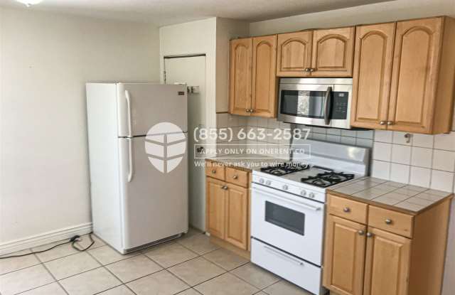 7401 Bradburn Blv Gallery 4