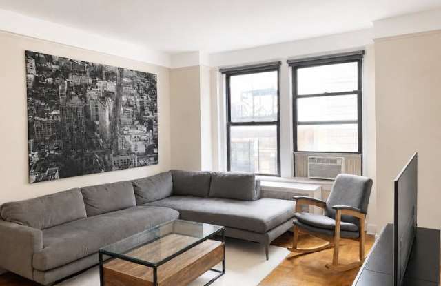 280 Riverside Drive Gallery 1