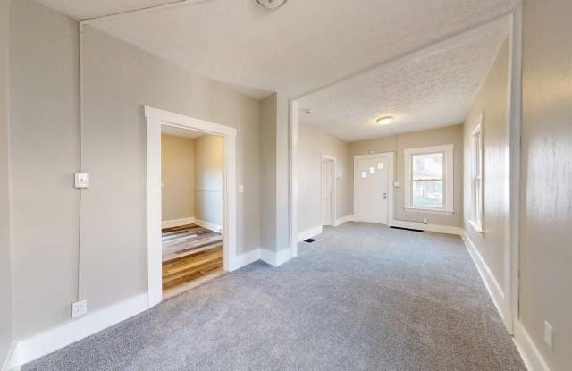 Stockyards Area -  3 Bedroom - 1.5 Bath Single Family Home Gallery 3