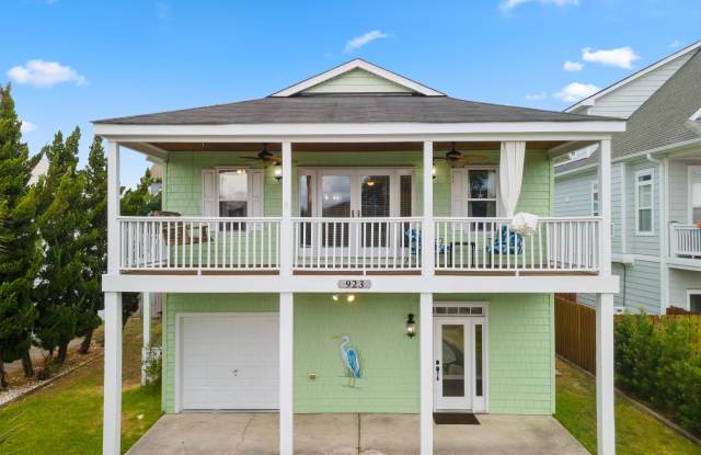 923 Searidge Lane - 923 Searidge Lane, Carolina Beach, NC 28428