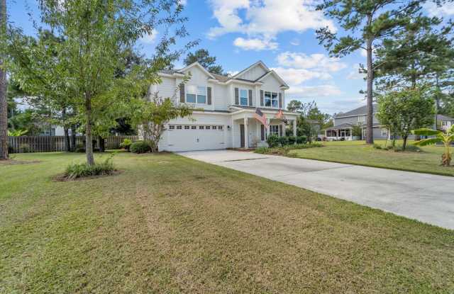 Woodland Trail Retreat – 4BR Home with Private Wooded Backdrop Gallery 3