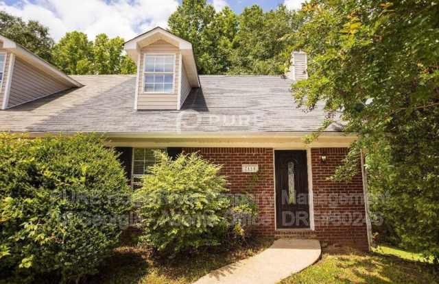 2414 Leeward Ct Gallery 2