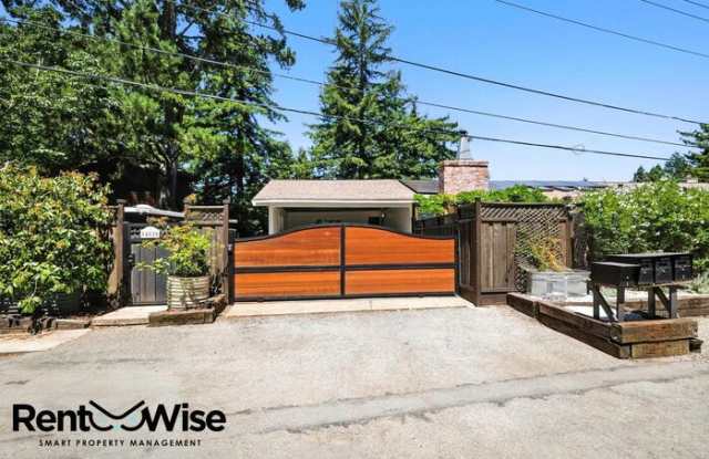 14826 Skyline Boulevard Gallery 1