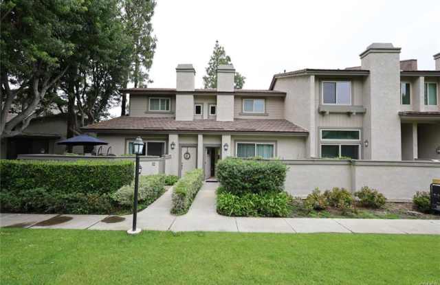 14 Moonlight - 14 Moonlight, Irvine, CA 92603