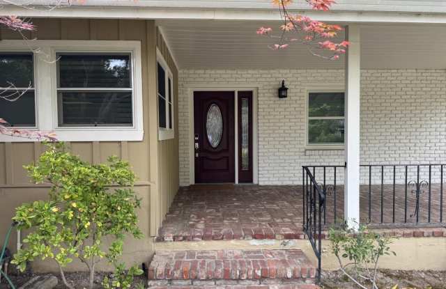 1359 Country Club DR photos photos