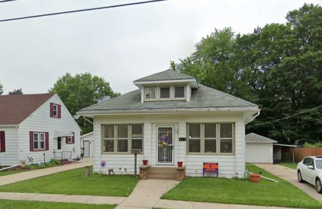 410 W. Garfield Gallery 1