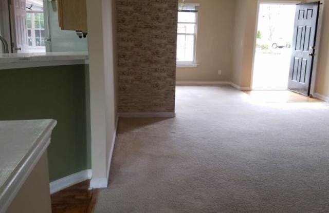 111 Sentinel Ct Gallery 4