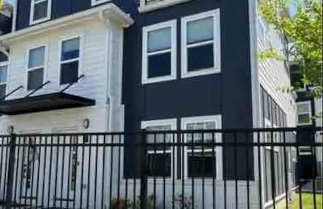 110 Duke Street - 110 Duke Street, Nashville, TN 37207