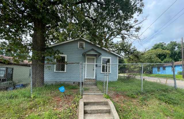 Remodeled 2 Bed Home photos photos