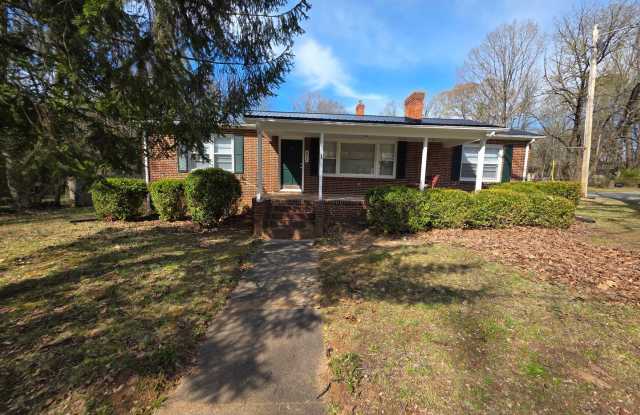 3 BR House UTILITIES INCL!!!! photos photos