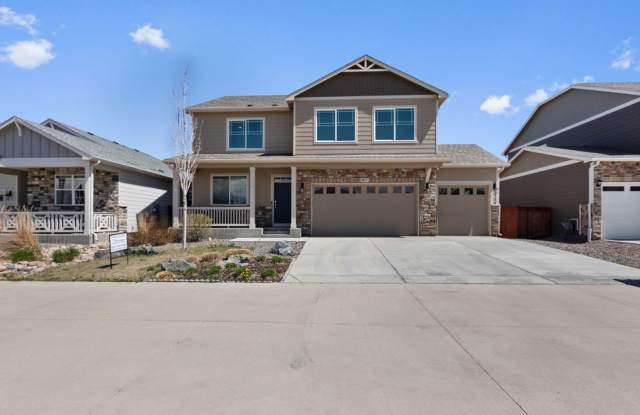 4 Bedroom Home with Office and Loft photos photos