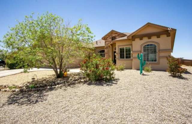 Beautiful 4 Bedroom 3 Bath Home photos photos