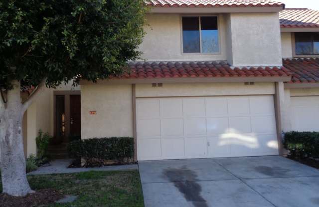 3 bedroom remodeled home walking distance to Pacific City and beach photos photos