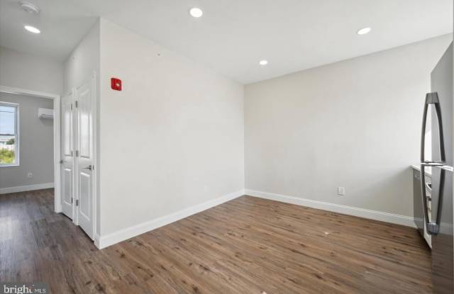1921 N 2ND Street Gallery 2