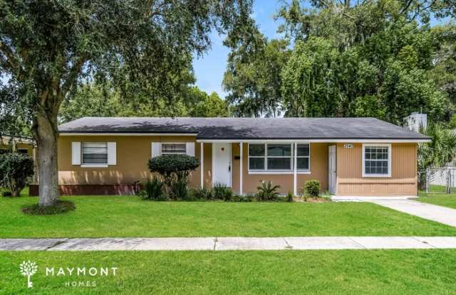 2540 Claro Drive - 2540 Claro Drive, Jacksonville, FL 32211