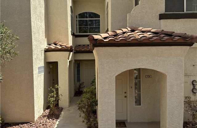 2975 Bluegrass Lane Gallery 1