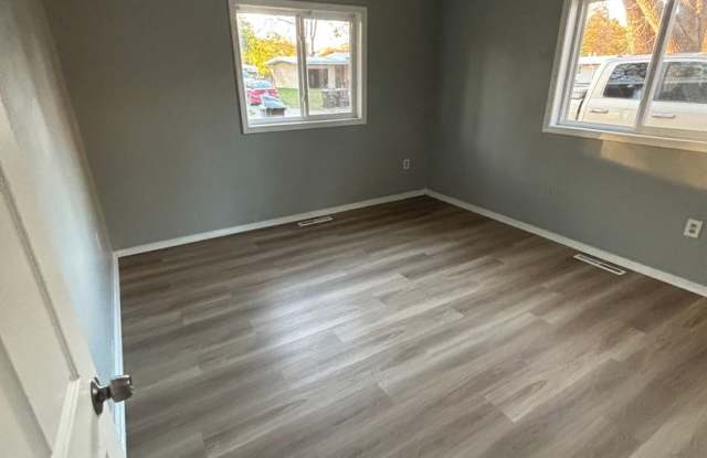 3 bed 1 bath Gallery 3